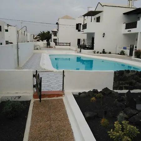 Adosado Completo Con Piscina * 티아즈